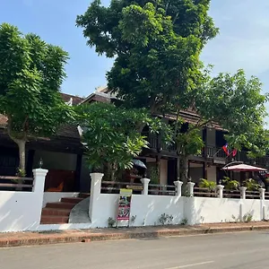 Hotel Golden Lotus Namkhan View, Luang Prabang